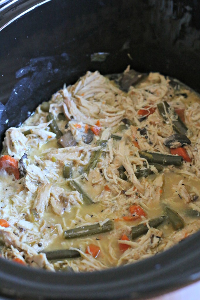 Slow Cooker Healthy Creamy Chicken Casserole - The Magical Slow Cooker