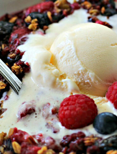 close up of granola berry crisp