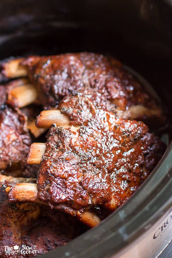 cooked cajun ribs in a slow cooker