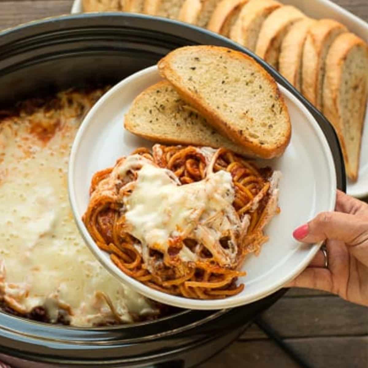 Slow Cooker Baked Spaghetti
