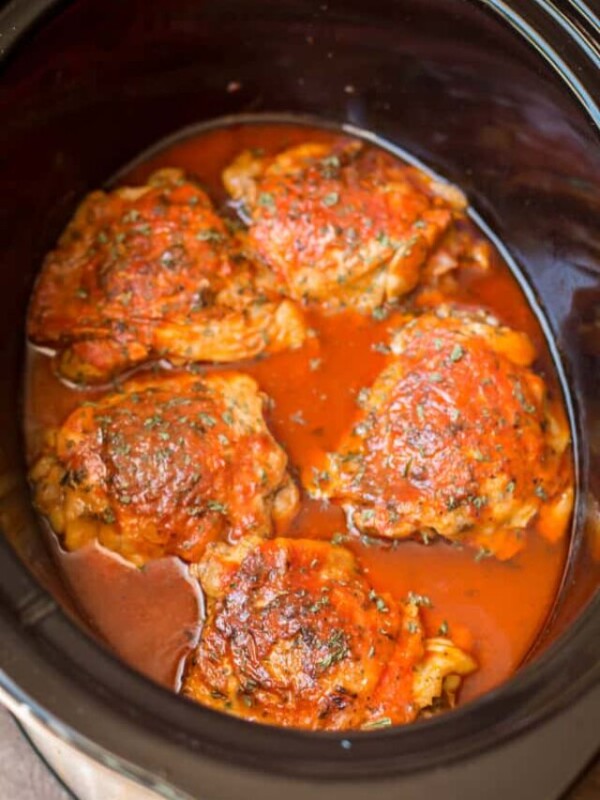 Hot chicken thighs in slow cooker