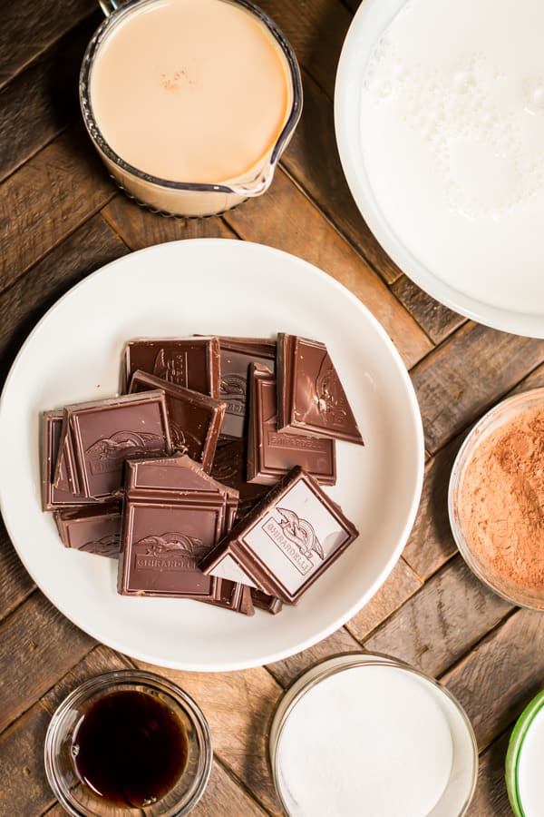 Slow Cooker Baileys Irish Cream Hot Chocolate - The Magical Slow Cooker