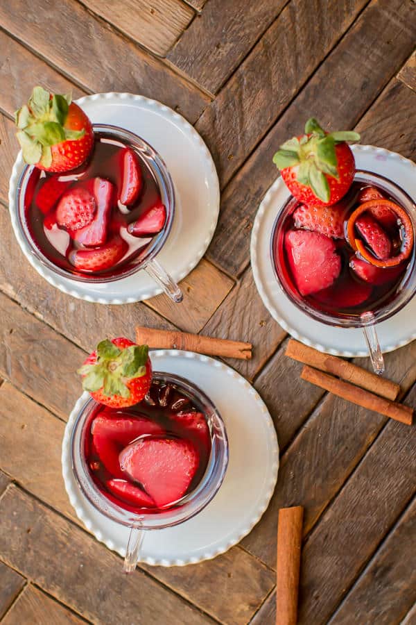 slow cooker strawberry mulled wine