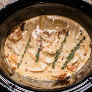 Slow Cooker Chicken With Bacon Gravy The Magical Slow Cooker