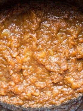 cooked pumpkin applesauce in a slow cooker.