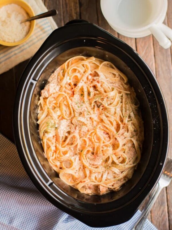 cajun chicken fettucine done cooking in slow cooker.