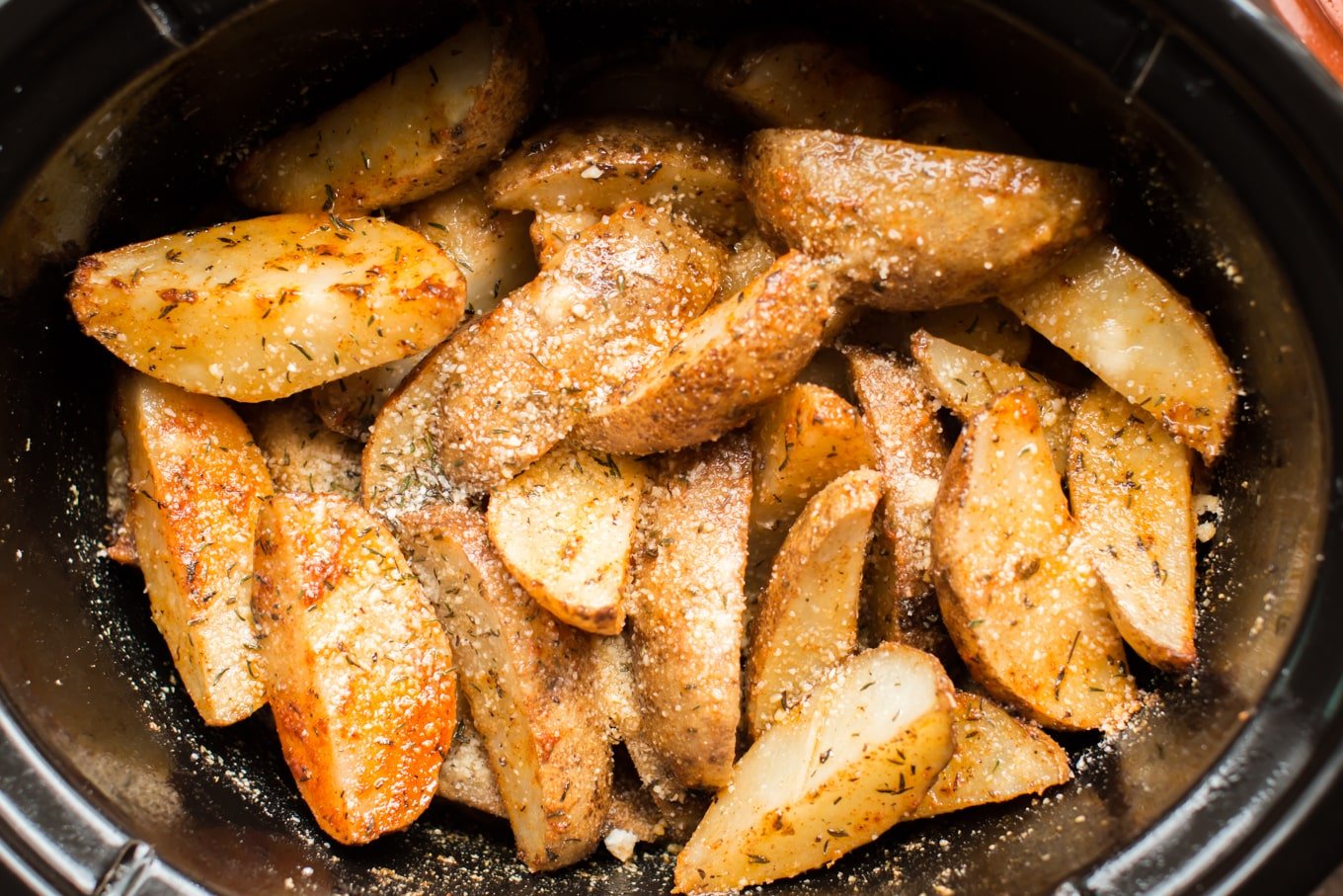 Slow Cooker Cajun Parmesan Potatoes The Magical Slow Cooker