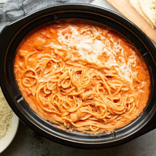 creamy chicken spaghetti in a slow cooker.