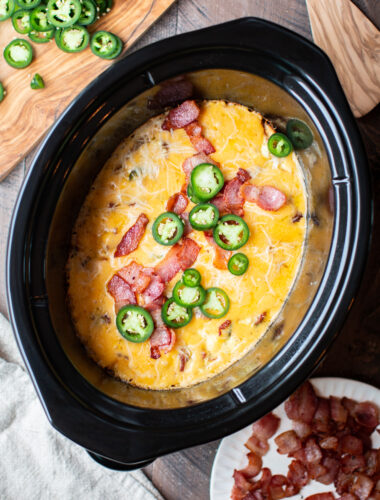 egg jalapeno bacon quiche cooked in a slow cooker.