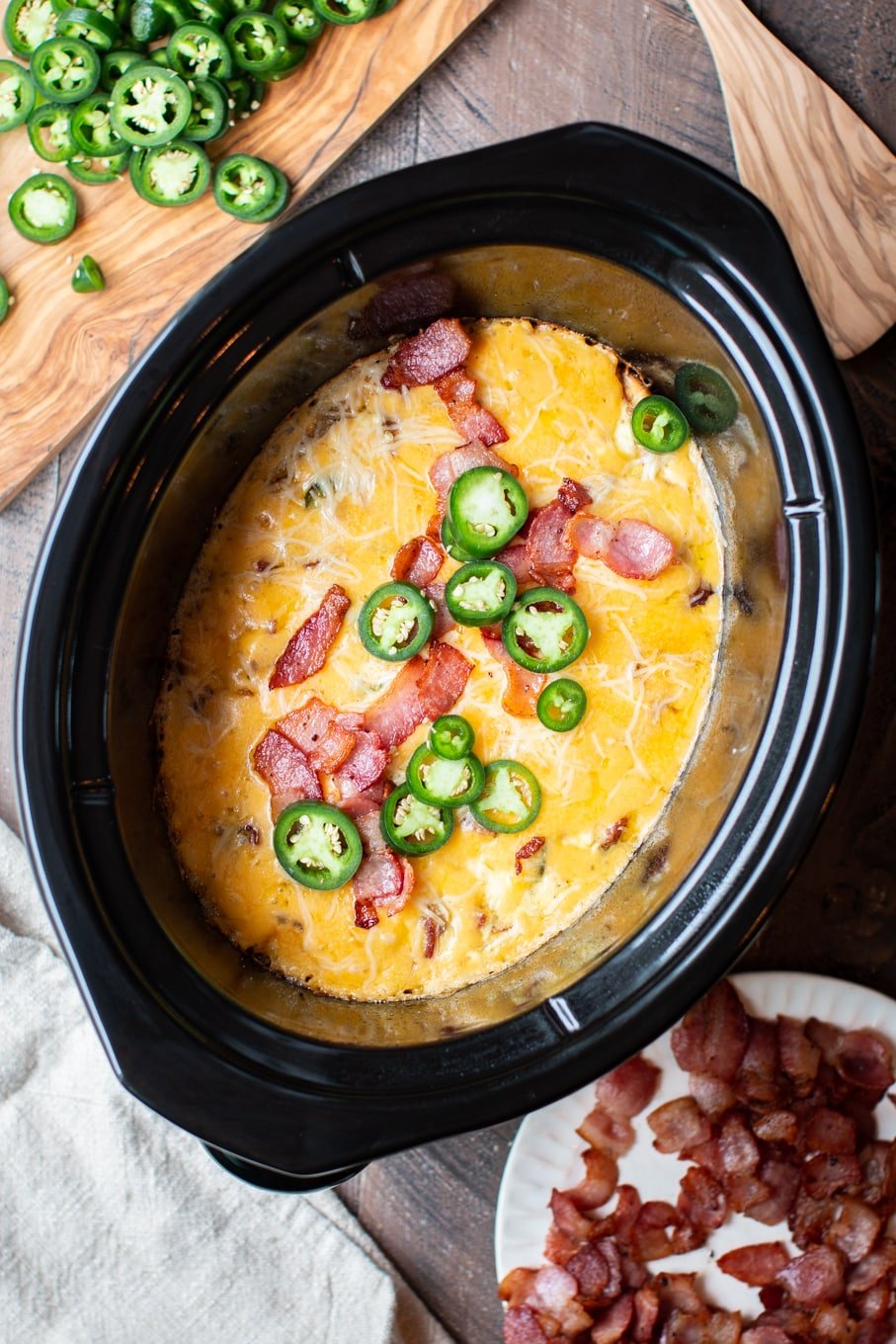 egg jalapeno bacon quiche cooked in a slow cooker.