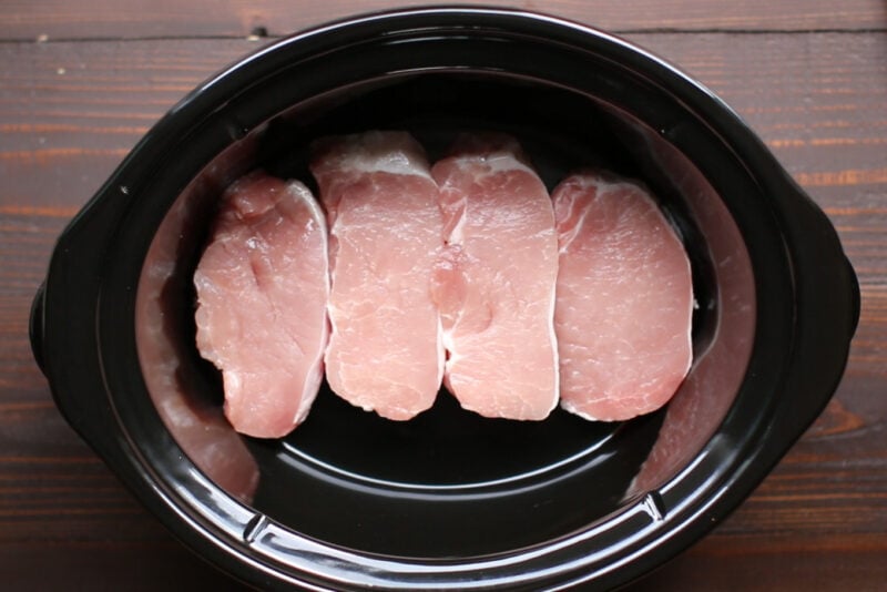 4 pork chops in a slow cooker