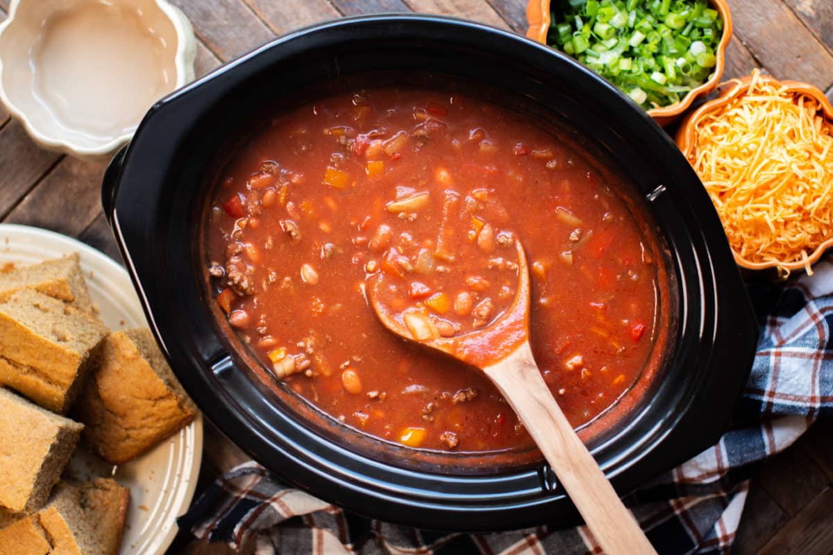 Slow Cooker Pumpkin Chili - The Magical Slow Cooker