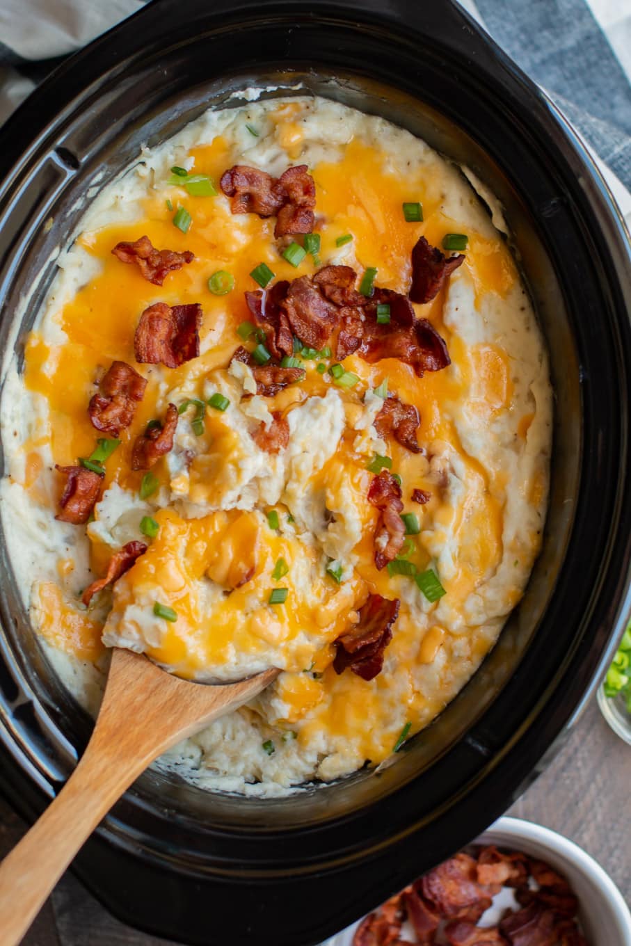 Slow Cooker Baked Potato Casserole - The Magical Slow Cooker