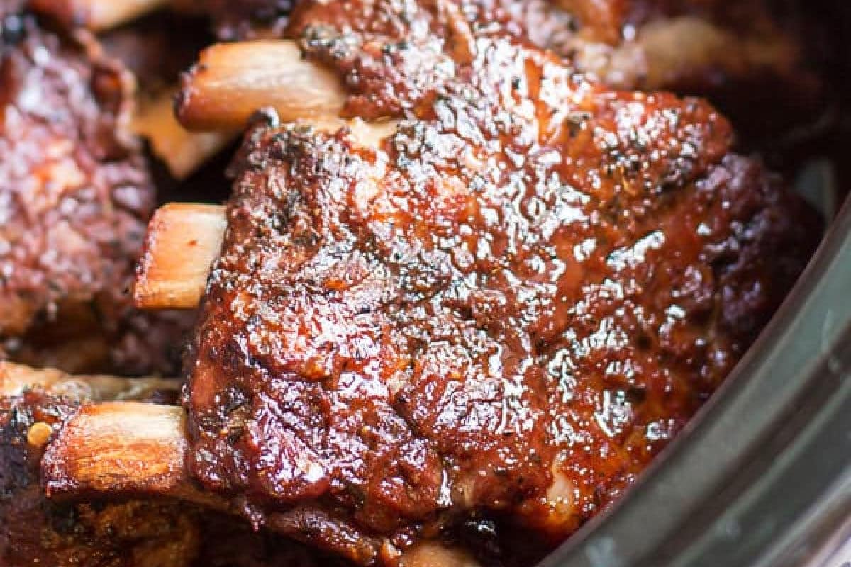 Slow Cooker Louisiana Ribs {Cajun-Style}