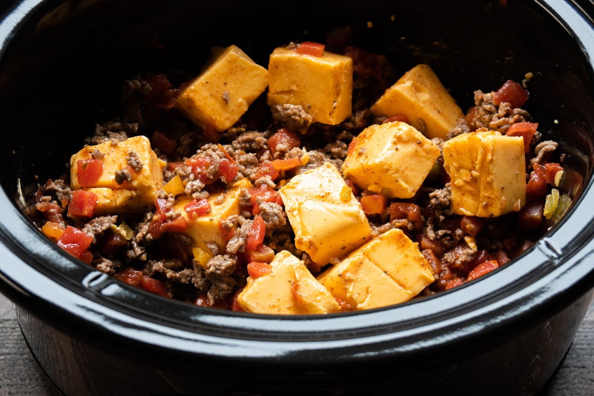 cubes of velveeta in rotel and crumbled ground beef