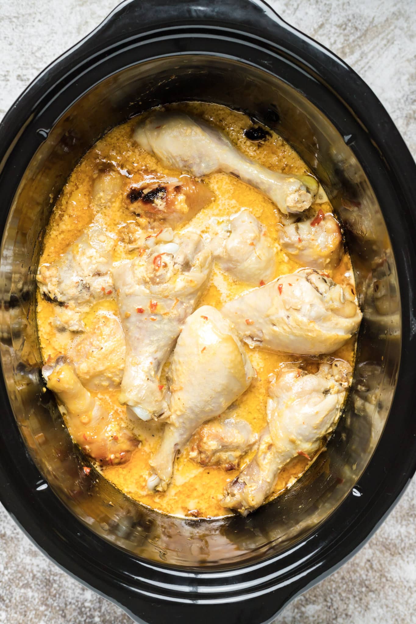 Safe to cook chicken in slow cooker?