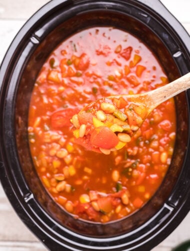 close up of vegetarian chili in slow cooker