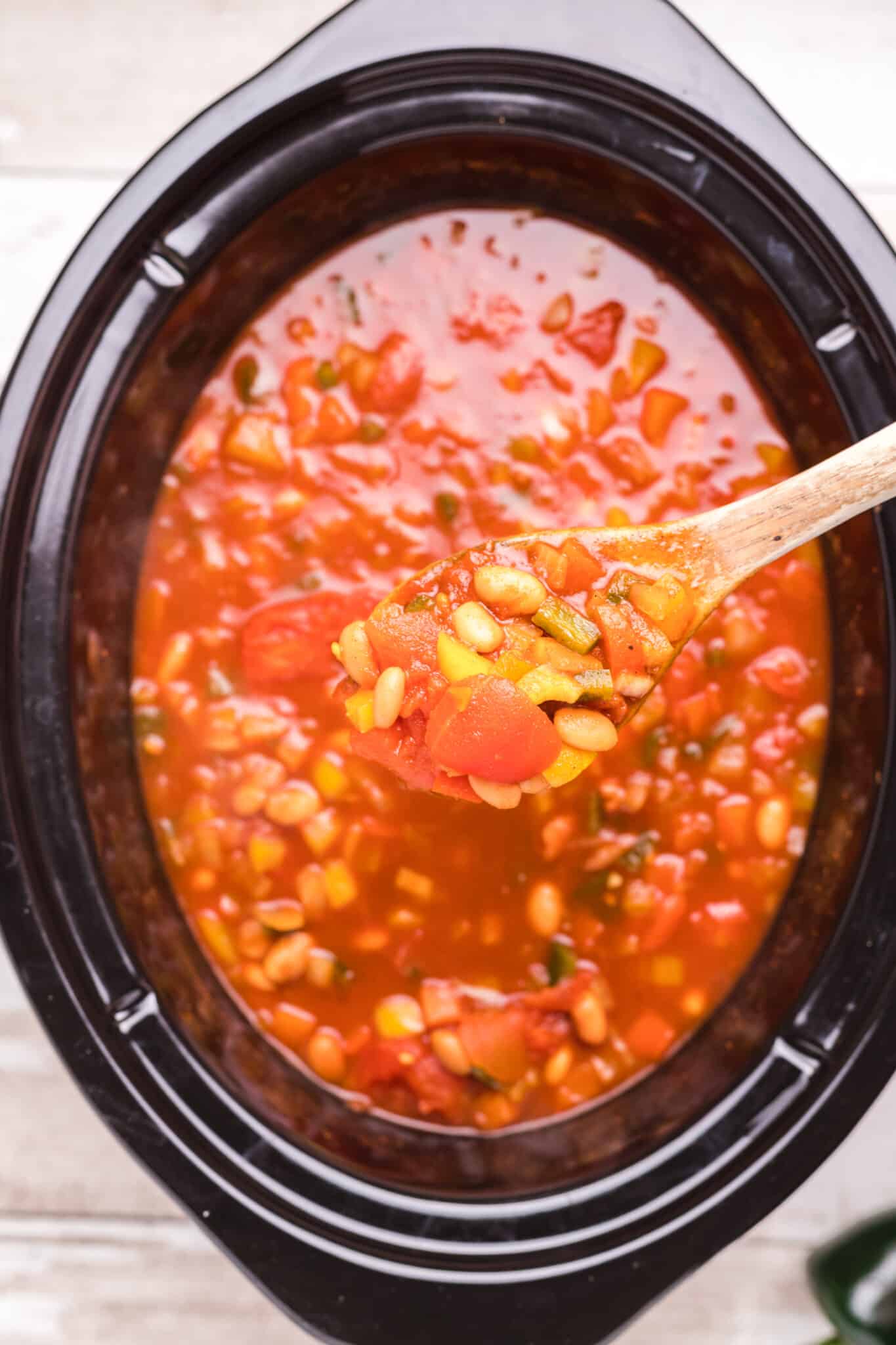 close up of vegetarian chili in slow cooker