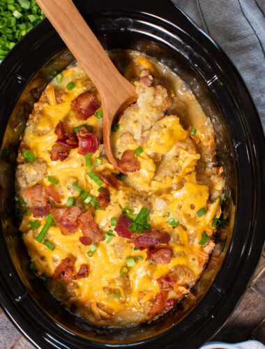 close up of done cooking tater tot casserole