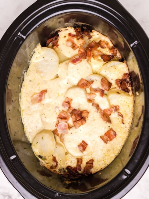 cooked scalloped potatoes in slow cooker