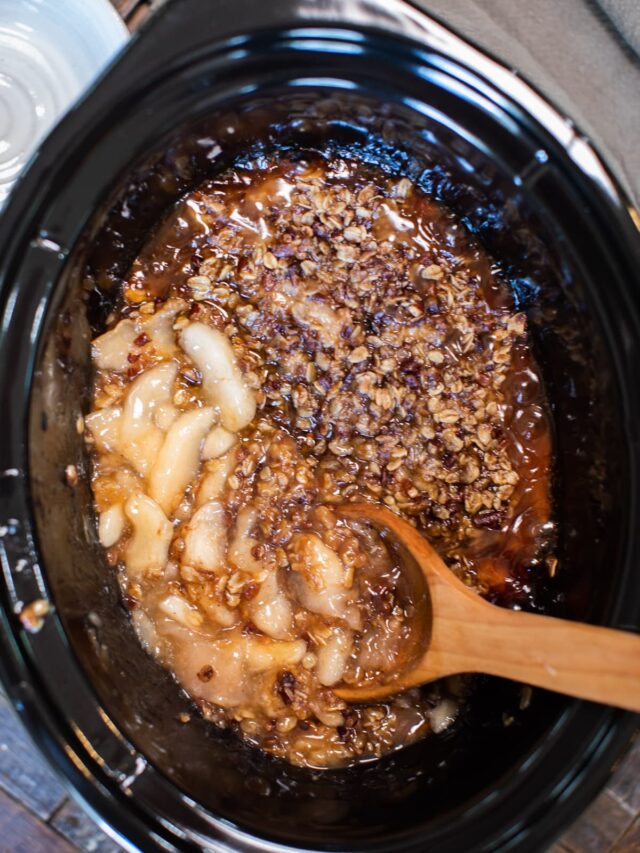 Slow Cooker Apple Crisp The Magical Slow Cooker