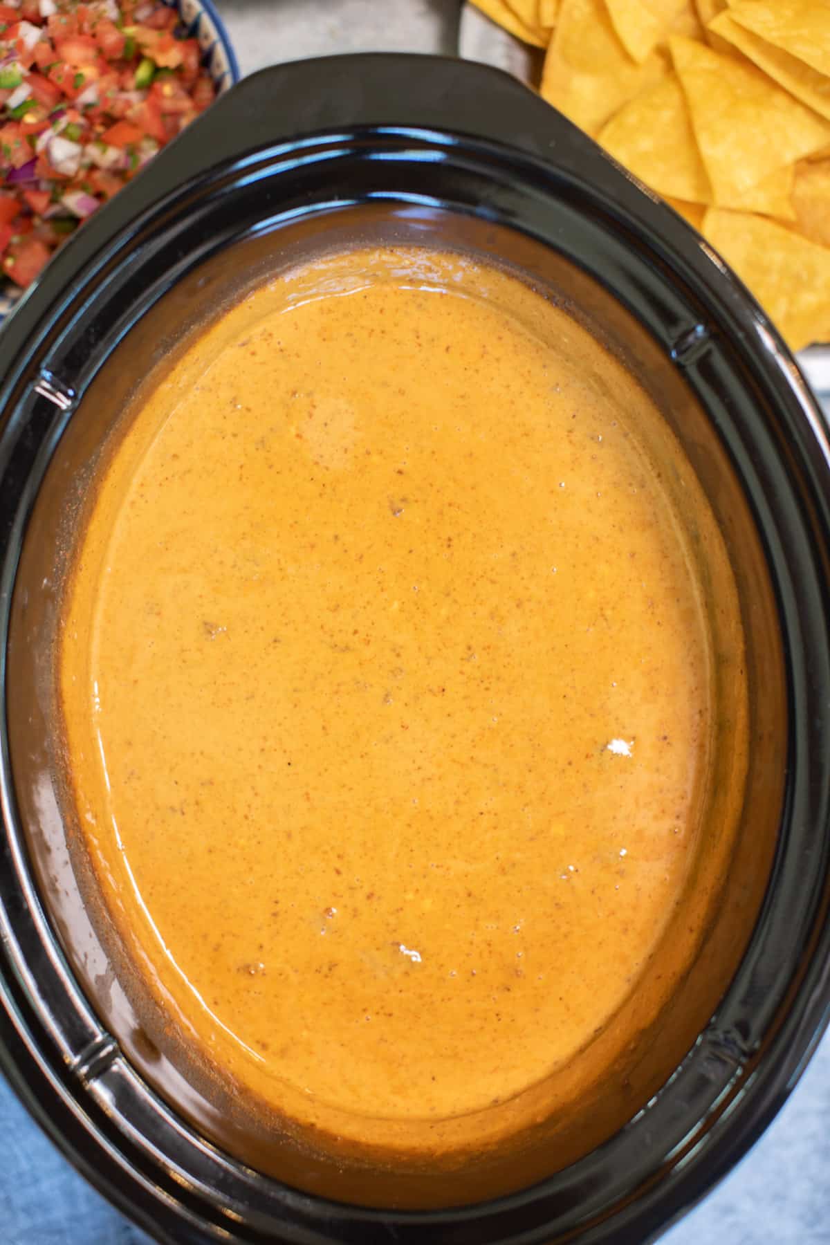 chili cheese dip in slow cooker