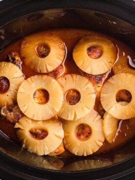 cooked pineapple bbq chicken in a slow cooker