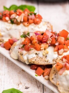 bruschetta chicken on a plate.