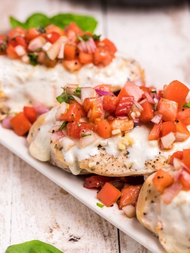 Slow Cooker Bruschetta Chicken