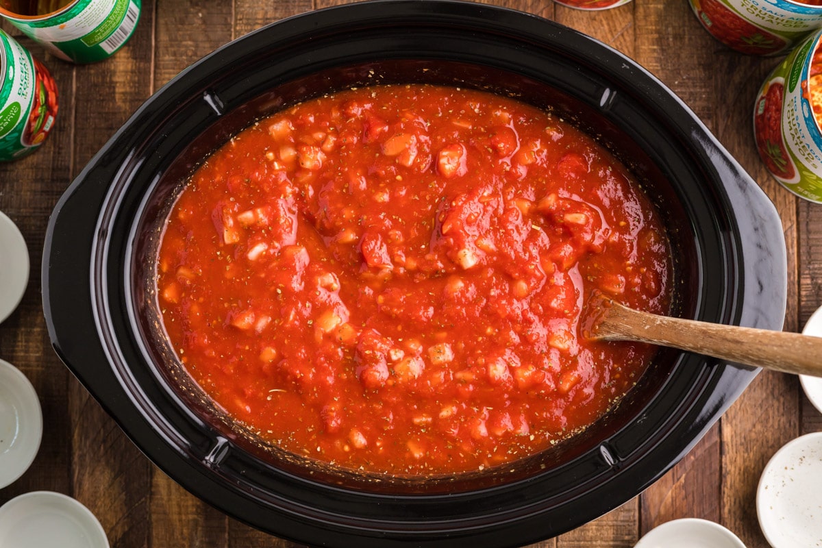 marinara sauce in slow cooker before cooking