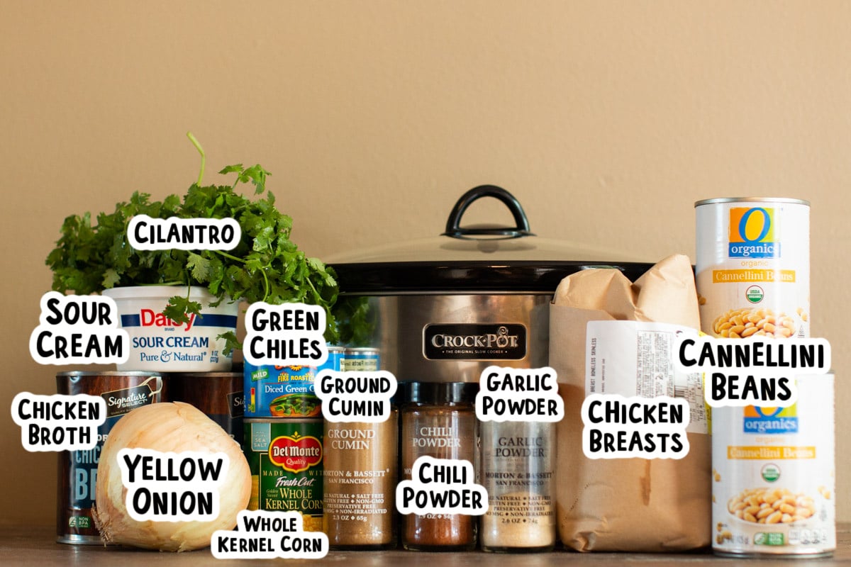Ingredients for white chicken chili with text overlay.