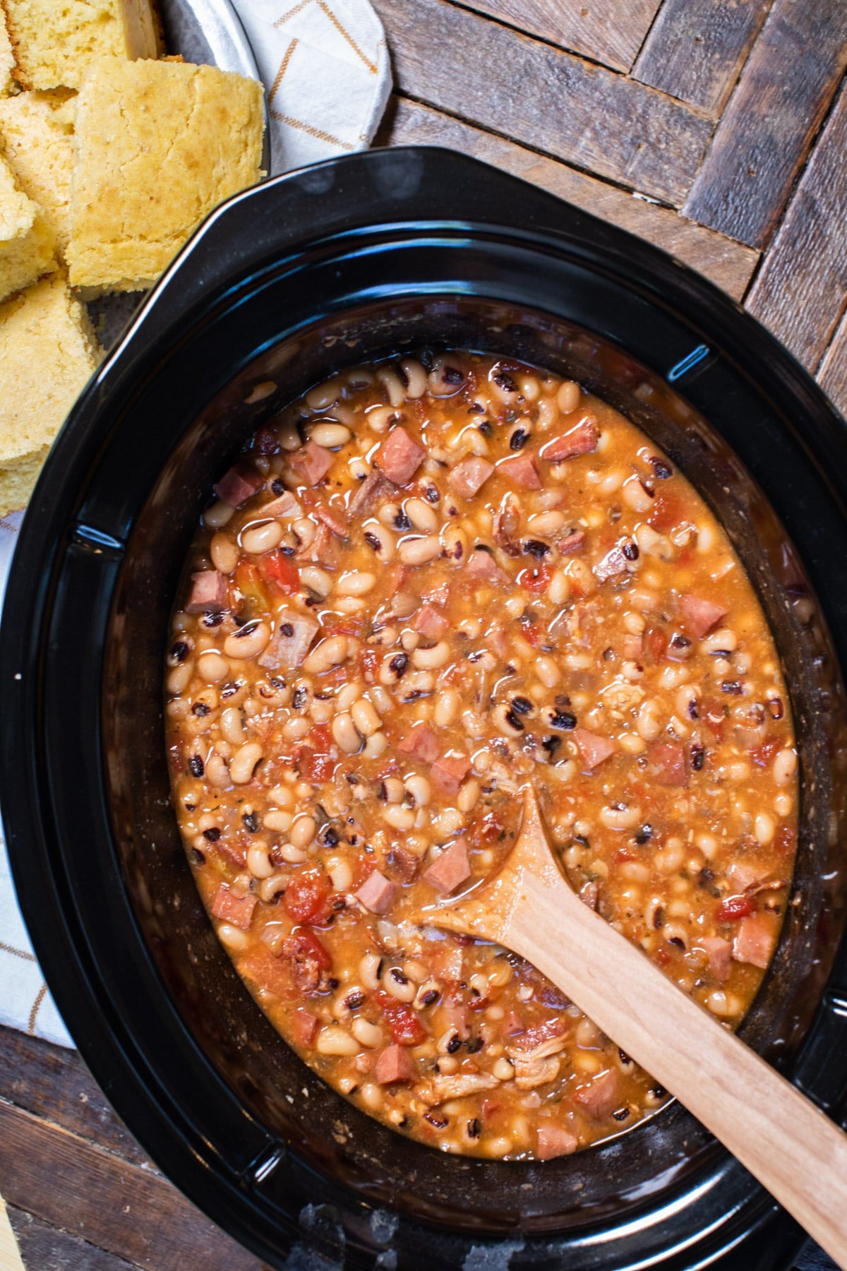 black eyed peas cooked in slow cooker