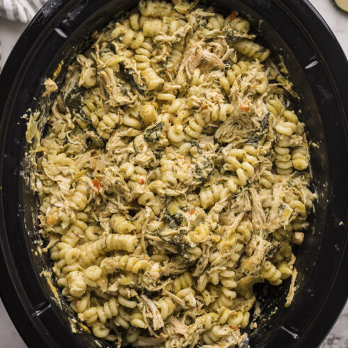 chicken spinach artichoke chicken pasta in crockpot