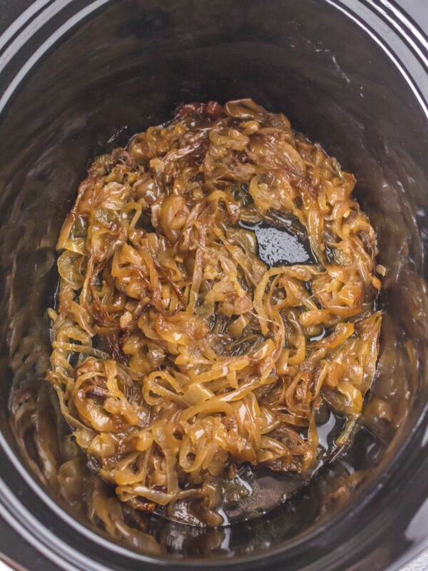 cooked caramelized onions in the slow cooker