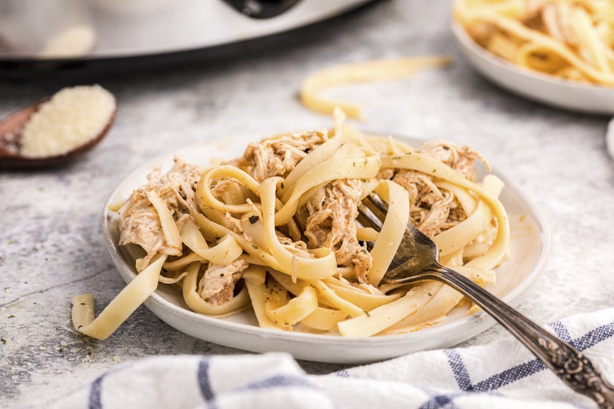 Plate of cajun chicken fettuccine.