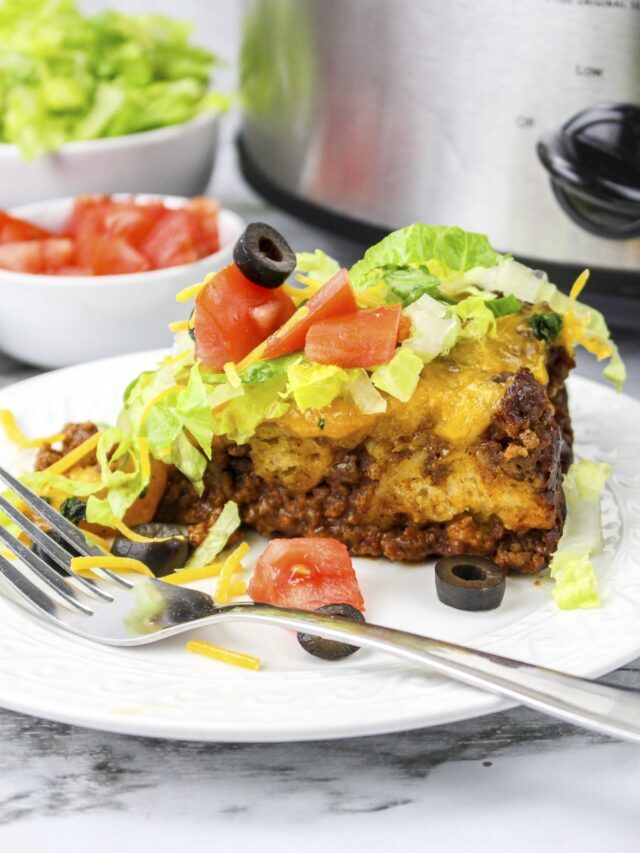 Slow Cooker Mexican Bubble Up Casserole