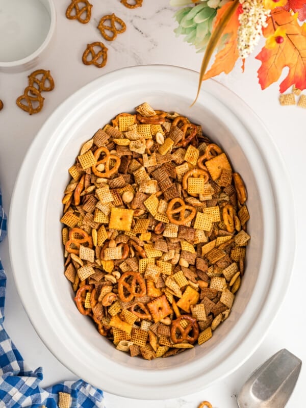 chex mix done cooking in a slow cooker