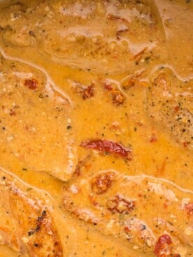 overhead shot of marry me chicken with sundried tomatoes.