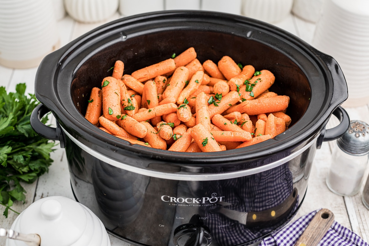 Slow Cooker Baby Carrots - The Magical Slow Cooker