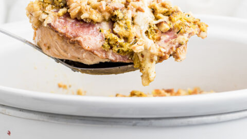 Spoon hold chicken cordon bleu.
