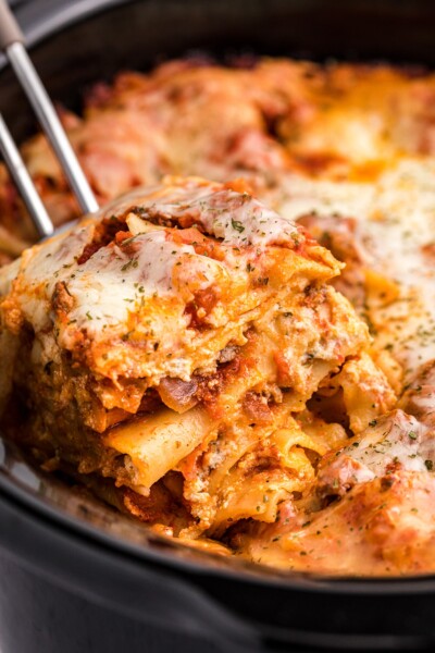 Slow Cooker Lasagna - The Magical Slow Cooker