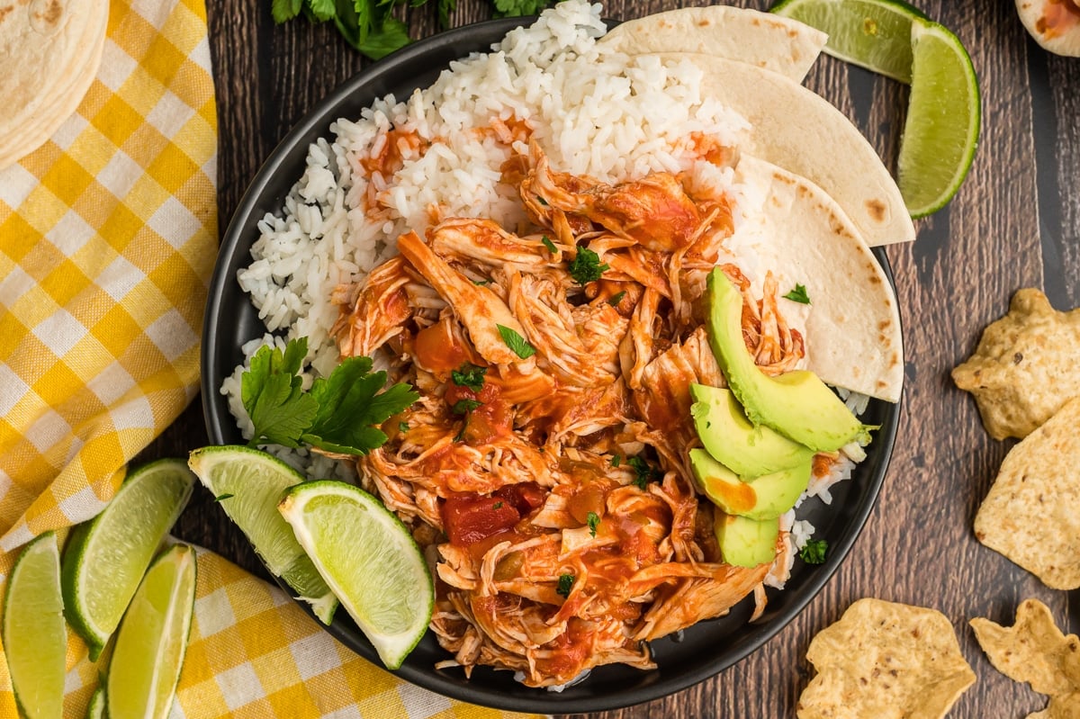 salsa chicken with lime and avocado.