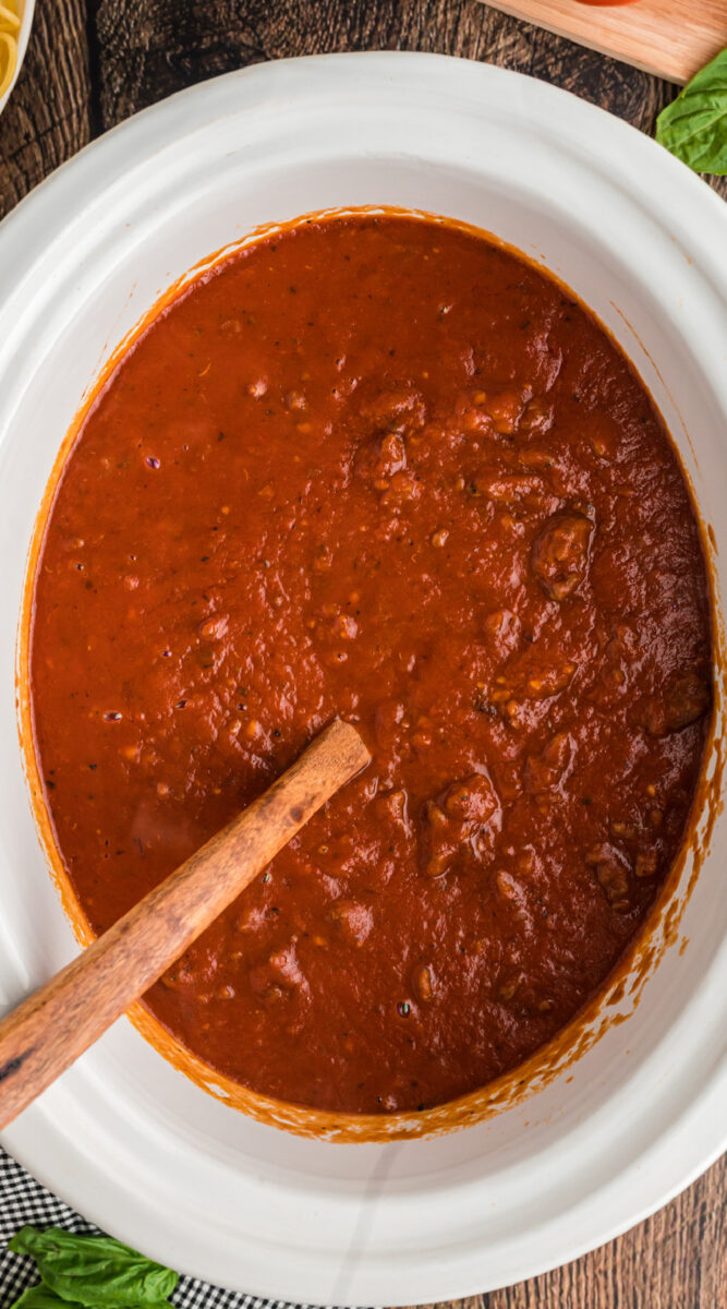 Long image of spaghetti bolognese sauce.