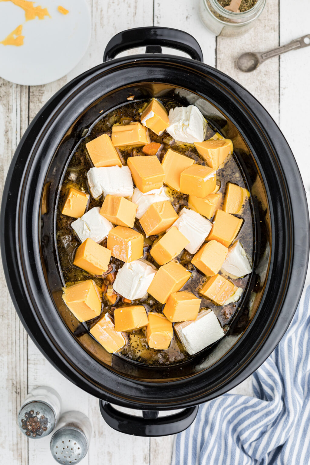 Crockpot Cheeseburger Soup The Magical Slow Cooker