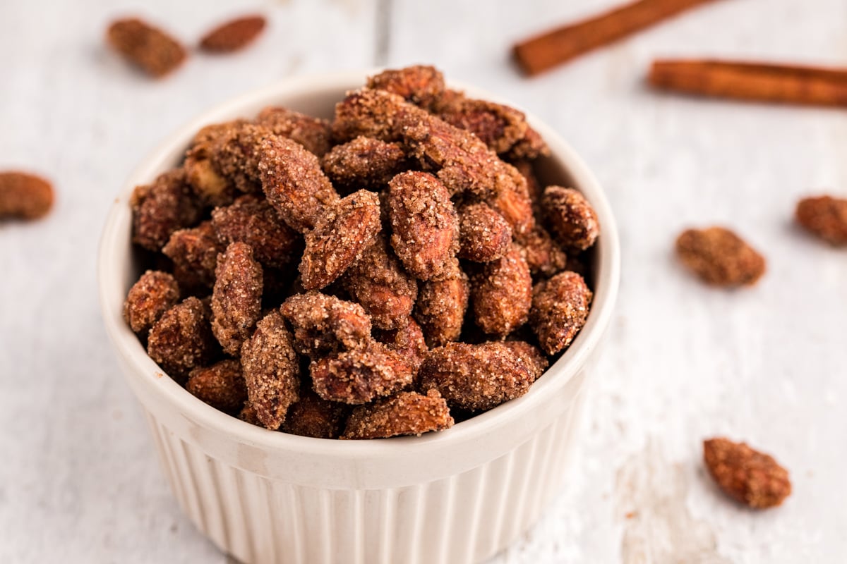 cinnamon almonds in a bowl.