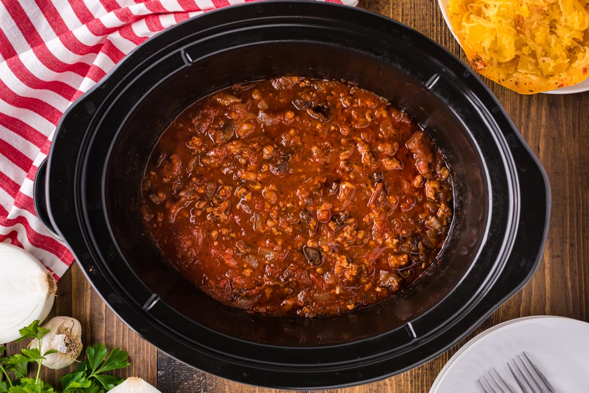 Turkey meat sauce in a slow cooker.