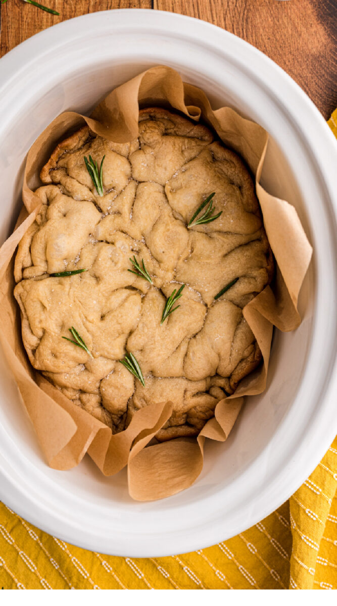 long image of focaccia bread for pinterest.