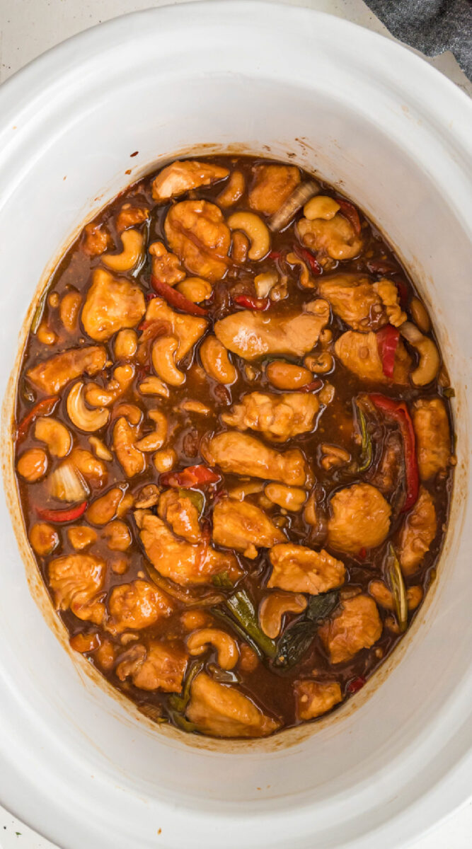 long image of cashew chicken for pinterest.