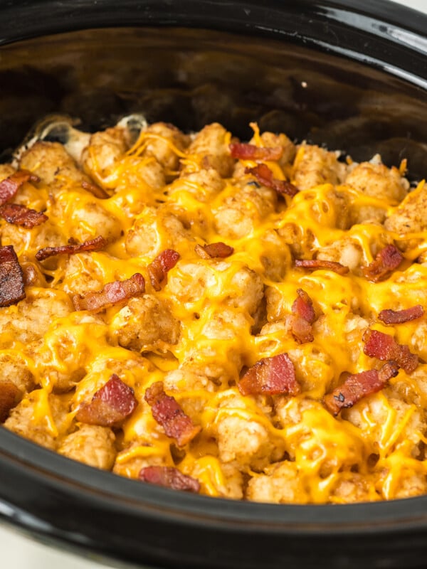 Slow Cooker Bacon Cheeseburger Tater Tot Casserole The Magical Slow