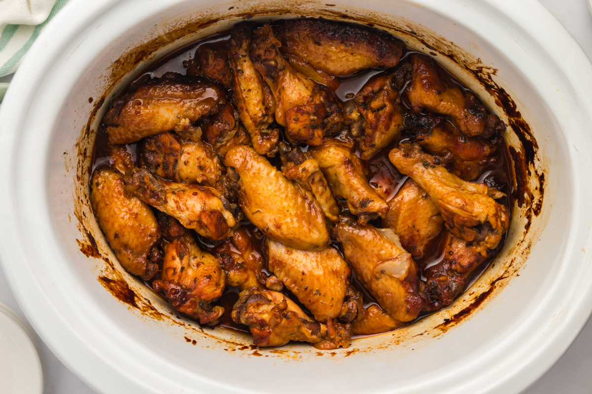 overhead of slow cooker BBQ chicken wings.